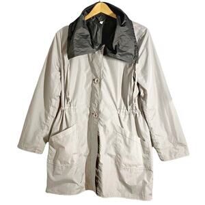 Chico’s Reversible White With Black Stripes Or Solid Black Jacket, Size 2/Medium